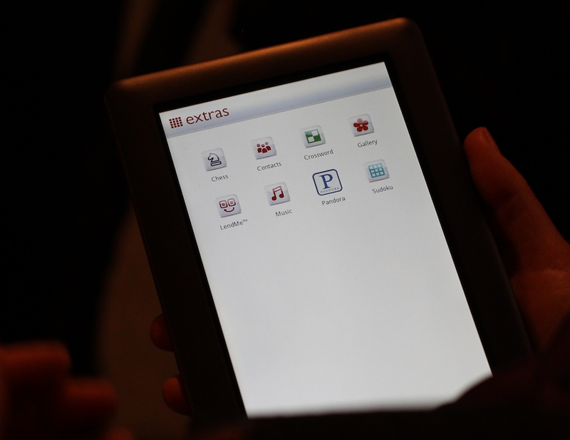 Illustration for article titled Nook Color: Barnes & Noble's Full-Color Tablet With Apps, Mags and Books for $250